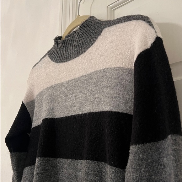 Express Mock Neck Striped Sweater - Picture 10 of 11